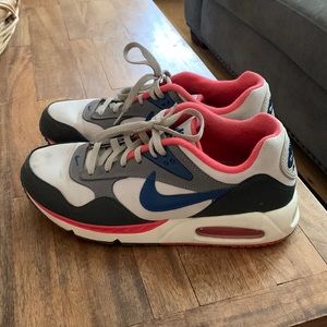 Nike Air women’s size 10